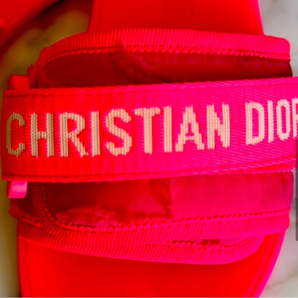 7.5 - Picture 2 of 4